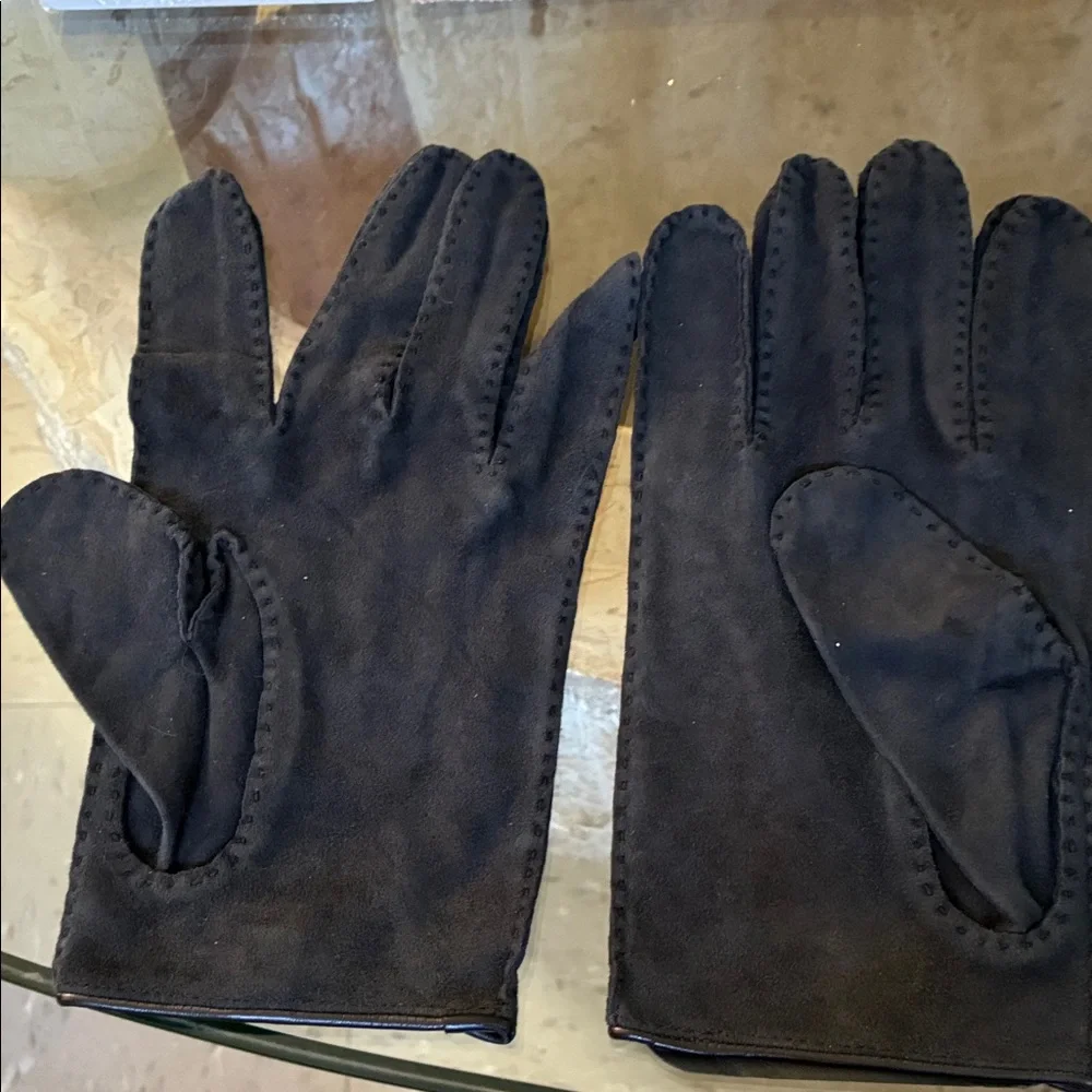 Men's Black Leather Driving Gloves - Picture 2 of 4